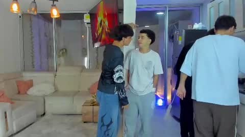 justingtime21 online show from August 7, 5:29 am