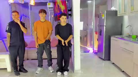 justingtime21 online show from August 10, 5:31 am