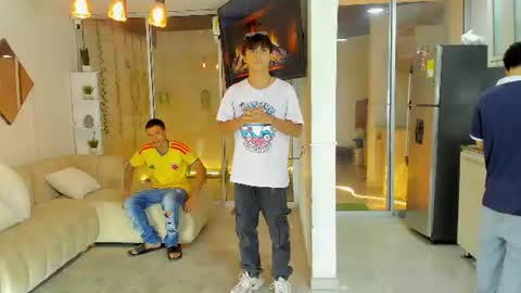 justingtime21 online show from August 11, 5:20 am