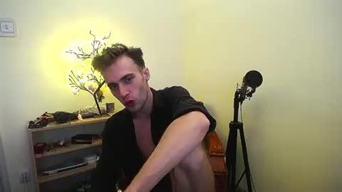 Justin online show from July 12, 9:48 am