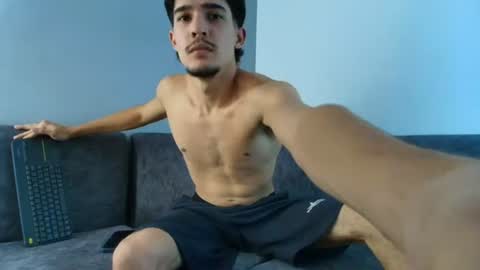 justinsinner1 online show from July 28, 2:17 am