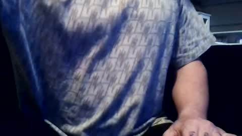 justmehere077 online show from September 2, 10:23 pm