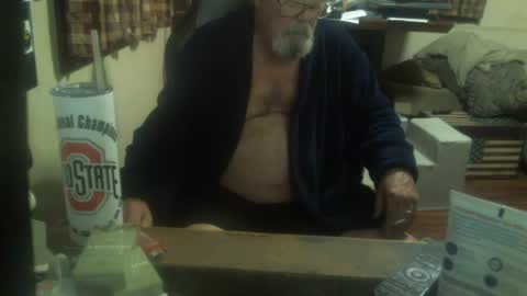 justmeohio online show from July 6, 1:09 am