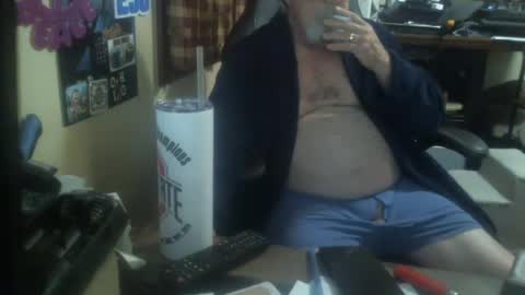 justmeohio online show from August 2, 1:12 am