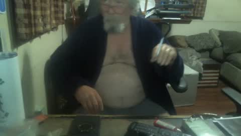 justmeohio online show from August 7, 1:49 am