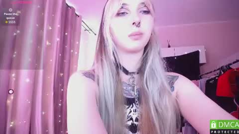 just meow girl online show from July 12, 7:36 am