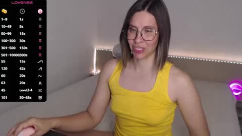 Julie online show from August 6, 4:17 pm