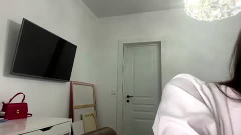 justoliviamoon online show from July 25, 6:01 pm