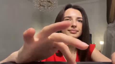 justoliviamoon online show from August 11, 1:07 am