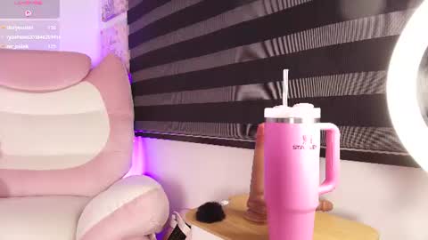 Emy online show from August 4, 4:42 am