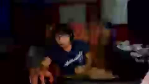justsky117 online show from August 14, 5:22 am