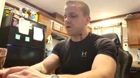 justus0624 online show from July 18, 11:28 pm