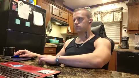 justus0624 online show from August 7, 5:07 am