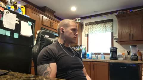 justus0624 online show from August 14, 9:29 pm