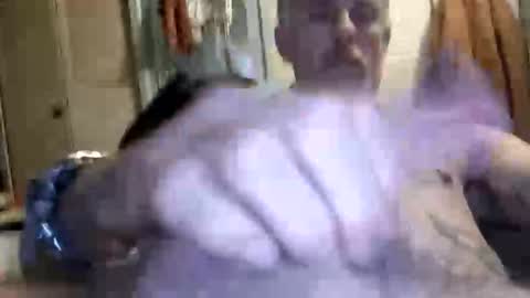 justwant2strokeit online show from April 5, 11:29 am
