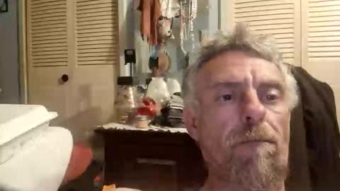 justwant2strokeit online show from April 26, 8:21 am