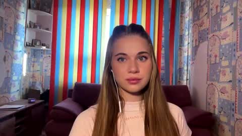 Melissa online show from August 2, 4:08 am