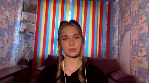 Melissa online show from August 3, 8:21 am