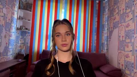 Melissa online show from August 3, 9:27 am