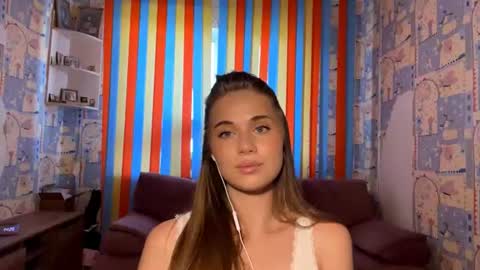 Melissa online show from August 12, 10:28 am