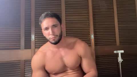 jzdominates online show from August 7, 2:11 am
