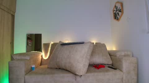 Kayli online show from July 20, 4:37 am