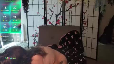 K8X4U online show from July 26, 5:45 am