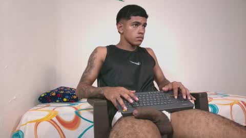 k_florez online show from August 11, 10:39 am