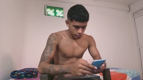 k_florez online show from August 18, 12:55 pm