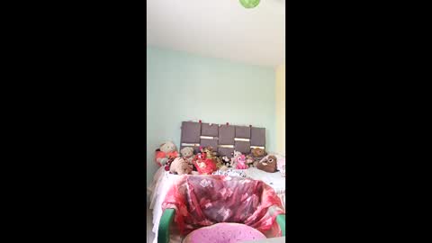k_mabell online show from May 27, 8:44 pm