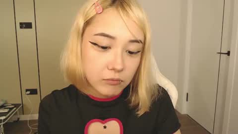 Kaoru online show from July 28, 11:44 pm