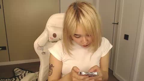 Kaoru online show from July 31, 8:36 pm