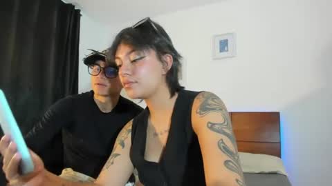 kade y demi independent models online show from July 30, 1:02 am