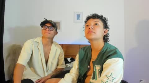 kade y demi independent models online show from August 1, 4:29 am