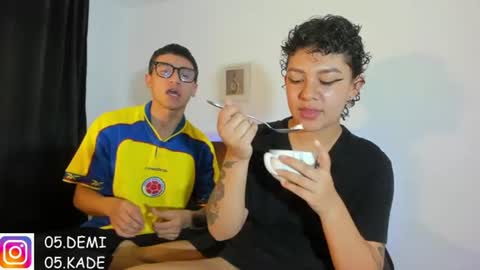 kade y demi independent models online show from August 15, 1:31 am