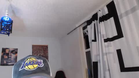 kademalone online show from April 21, 2:06 am