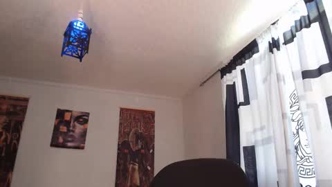 kademalone online show from April 24, 2:43 pm