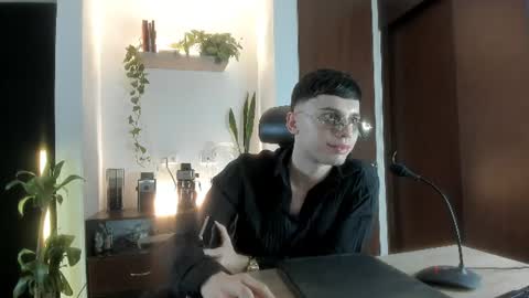 Kael online show from August 9, 12:39 pm