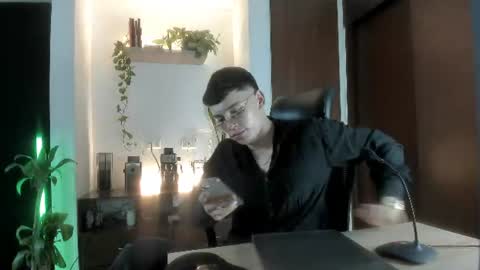 Kael online show from August 9, 1:45 pm