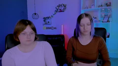 kaela_spell_ online show from April 14, 1:25 am