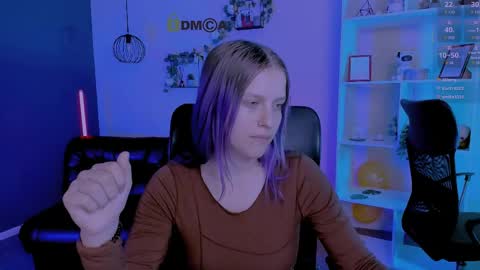 kaela_spell_ online show from April 14, 2:30 am