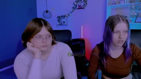kaela_spell_ online show from April 14, 4:42 am