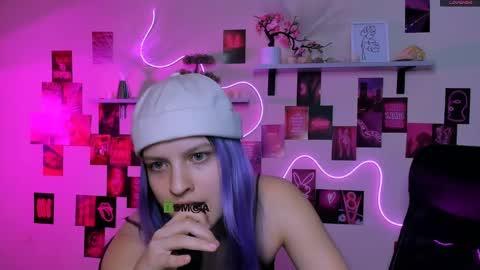 kaela_spell_ online show from April 20, 3:49 am