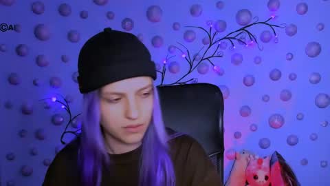 kaela_spell_ online show from April 20, 11:32 pm