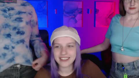 kaela_spell_ online show from April 23, 11:52 pm