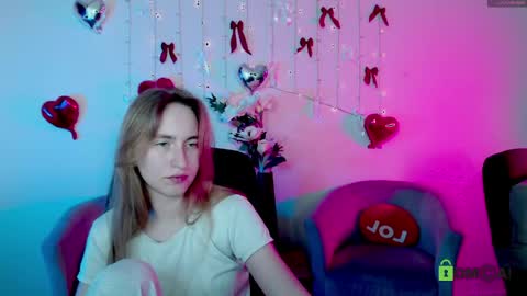 kaela_spell_ online show from May 5, 4:14 am