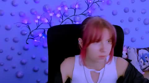 kaela_spell_ online show from May 6, 11:39 pm