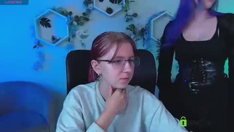 kaela_spell_ online show from June 18, 2:33 am