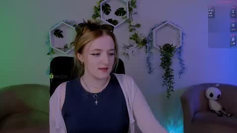 kaela_spell_ online show from July 1, 4:02 am