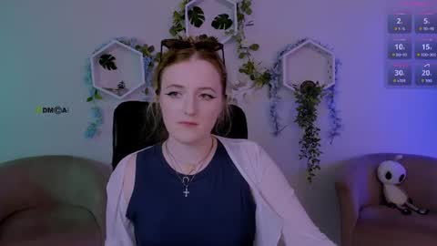 kaela_spell_ online show from July 1, 5:08 am